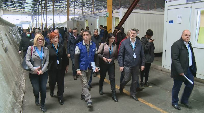 Parlamentarci došli u Krajini zbog migranata