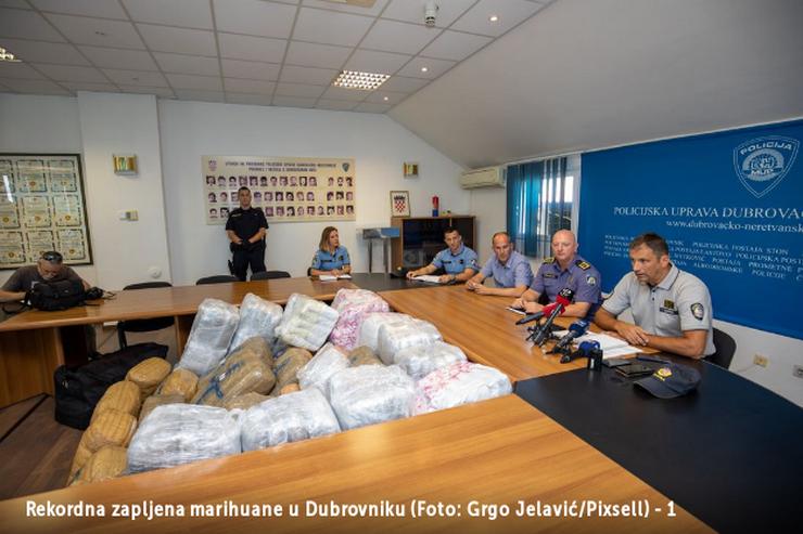 MArihuana u turisitčkom autobusu